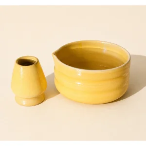Sarı El Yapımı Seramik Matcha Chawan ve Whisk Tutucu Seti
