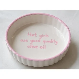 Hot Girls Use Good Quality Olive Oil Pembe Seramik Tabak