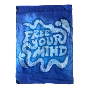 Free Your Mind Batik Duvar Flaması