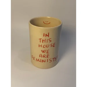 El Yapımı Feminist Tasarım Seramik Kupa